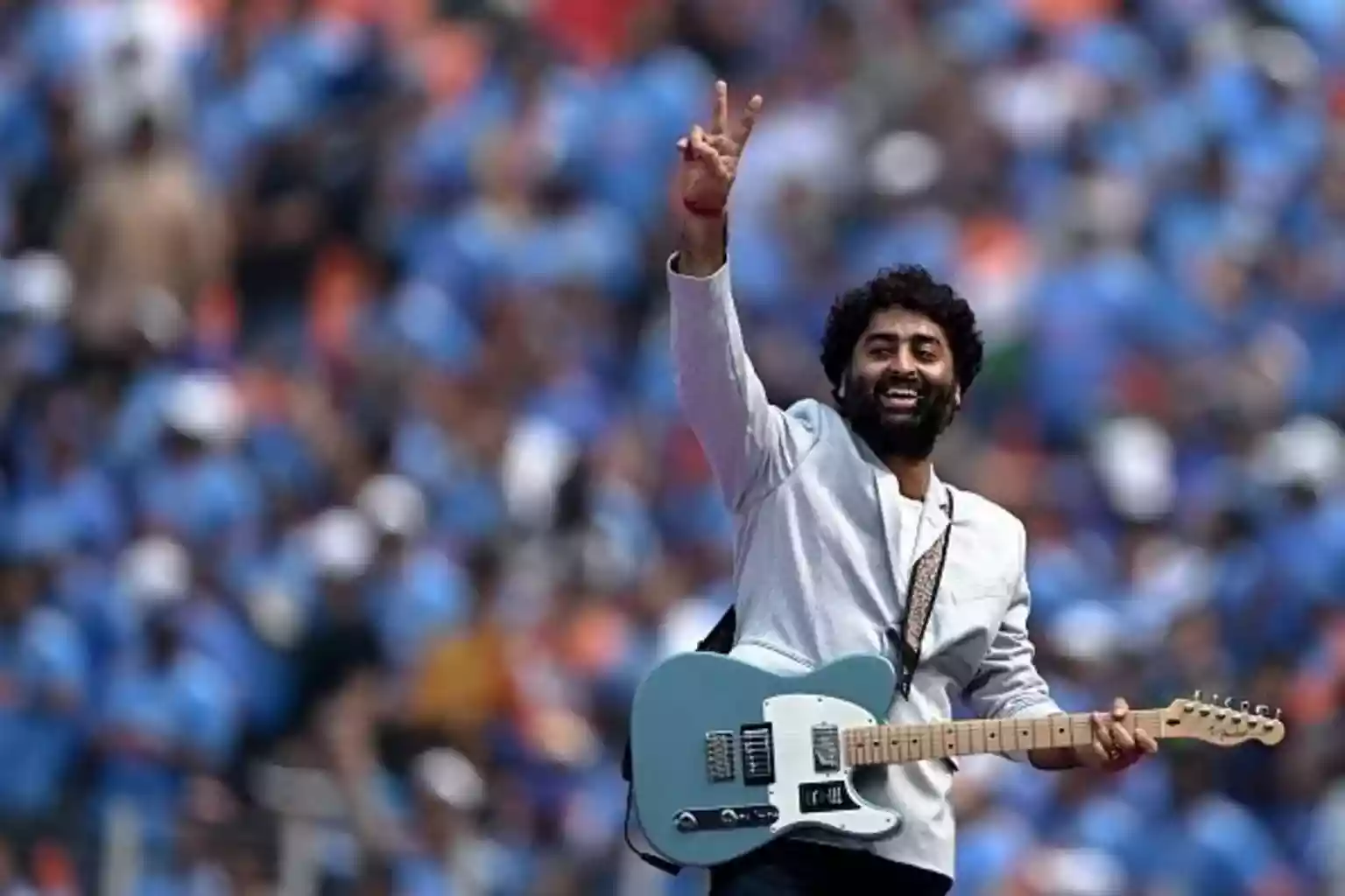 Heartbroken fans of renowned Indian singer Arijit Singh have been paying tribute to him after he announced he would no longer take on new playback assignments