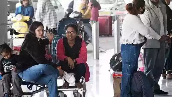 Passengers of the IndiGo Airlines who were left stranded at the airports between December 3 and 5 will be given a compensation of ₹10