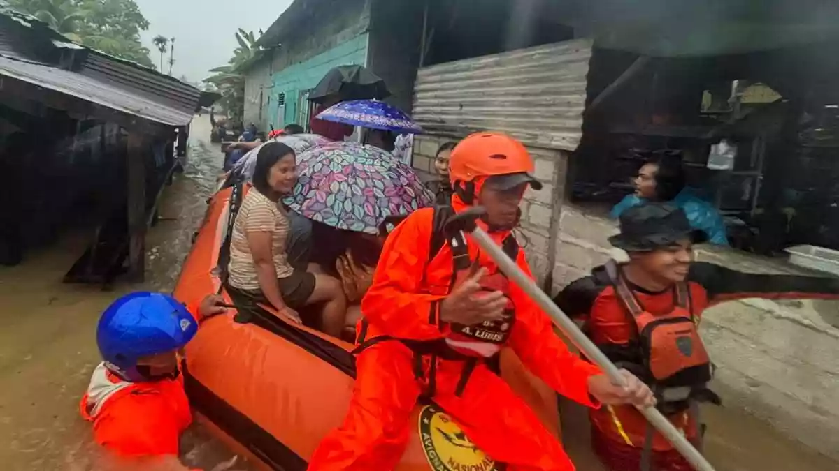 Rescuers searched on Thursday (November 27, 2025) in rivers and the rubble of villages for bodies, and when possible survivors, after flash floods and