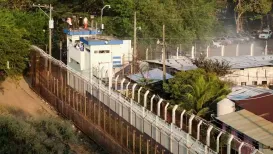 Several dozen Guatemalan prison guards were being held hostage by inmates in three prisons on Saturday (January 17, 2026) following apparently coordinated