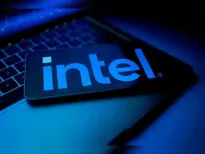 Intel said on Wednesday it has opted to keep its networking and communications unit in the company following a review of strategic options for the unit