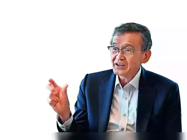 Intel, which has lagged in making chips for artificial intelligence, is turning for help to a startup that its CEO helps lead as an investor and chair