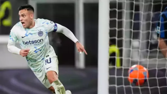 Inter Milan retained their position at the top of Serie A on Sunday with a 1-0 victory over Atalanta, keeping a slim lead over local rivals AC Milan