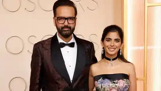 Isha Ambani looks stunning at the Oscars red carpet with husband Anand Piramal