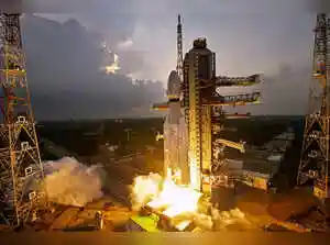 ISRO is set to launch its heaviest American commercial satellite, the 6.5-tonne BlueBird-6, on December 15 from Sriharikota. This next-generation satellite