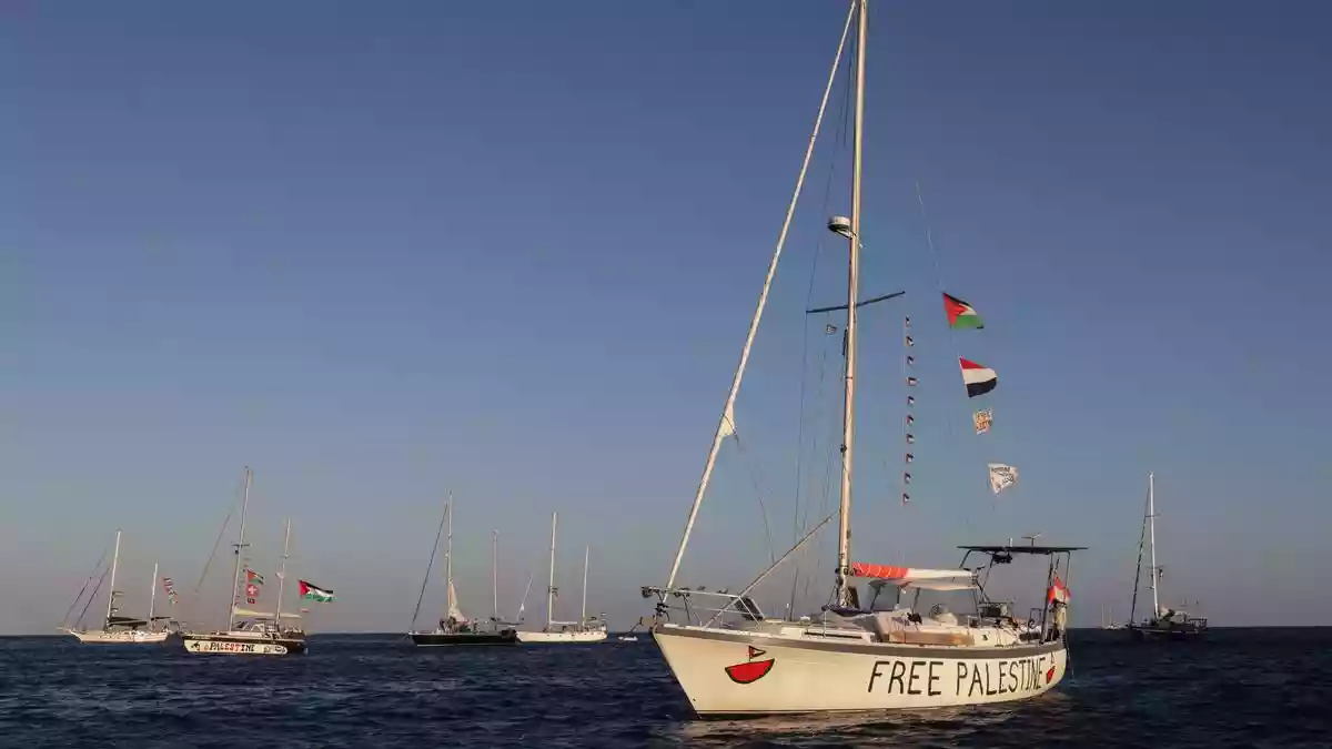 Italy said on Tuesday (September 30, 2025) it would stop tracking an international flotilla trying to deliver aid to Gaza with a military vessel, leaving activists vulnerable to Israeli forces. The Global Sumud Flotilla, consisting of more than 40 civilian boats with over 500 people including parliamentarians, lawyers and Swedish climate campaigner Greta Thunberg, aims to break Israel's blockade of the Palestinian enclave.