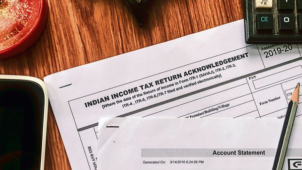 ITR Filing Due Date Extension: With hours remaining for the ITR Filing due date to be over, the Income Tax Department in the late evening on Sunday gave clarity on the extension of income tax filing deadline. Several people on social media complained about the income tax portal to file ITR was down over Saturday and Sunday and demanded an extension to the 15 September due date.