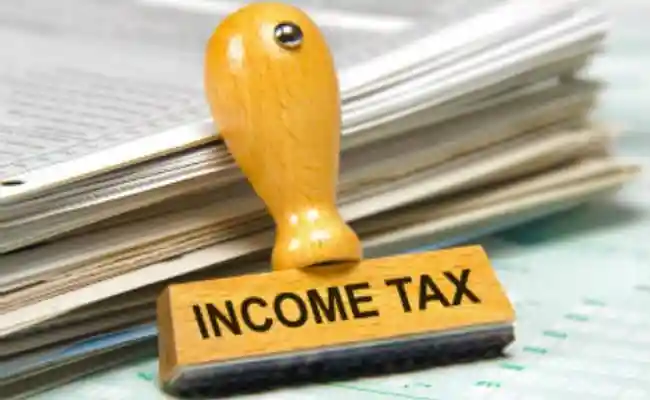 The income tax department has released both offline and online utilities for ITR-1 and ITR-4 forms, allowing taxpayers to begin filing ITR for the assessment