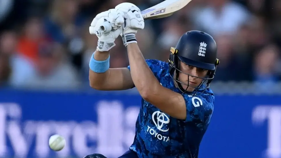 Jacob Bethell can now add another bullet point to the notebook he uses to scribble down reminders before going out to bat.</b> He has always written notes about the bowlers he has faced - and previously taken tips from the great West Indies all-rounder Sir Garfield Sobers, who is a family friend back home in Barbados.