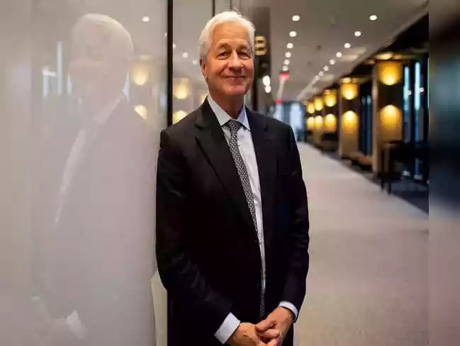 Jamie Dimon explains how JPMorgan's headcount will be steady or even increase despite US tech giants' layoff amid AI boom