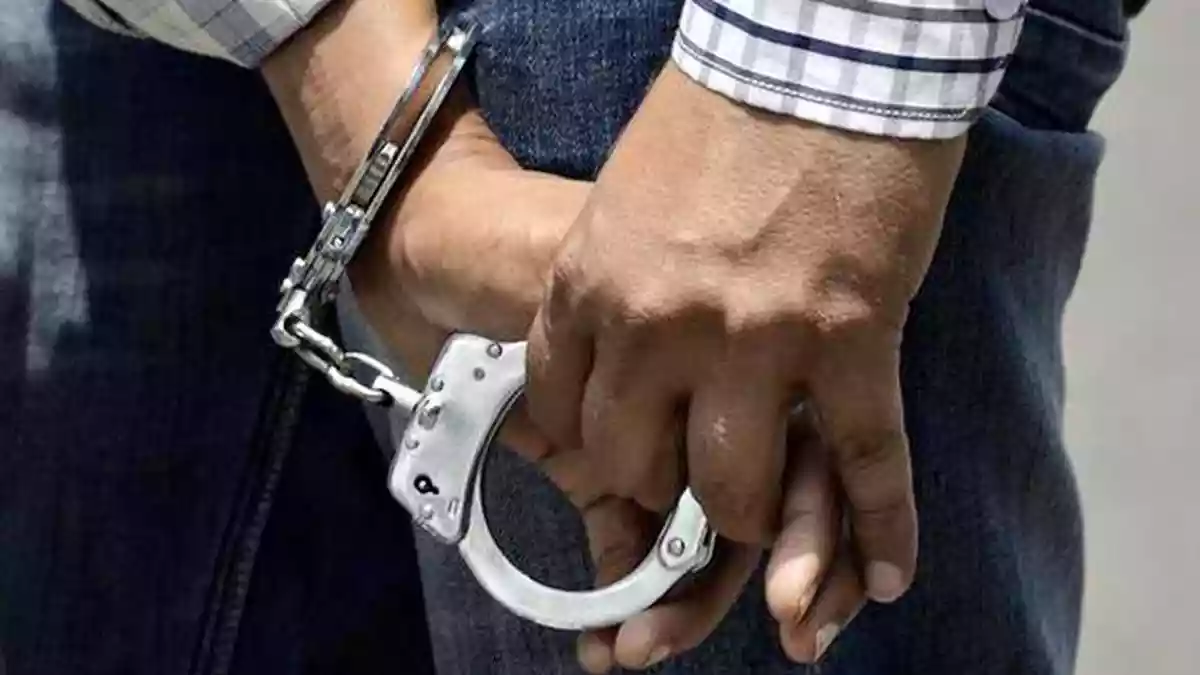 A Jammu resident has been arrested for his alleged links with Pakistan-based terrorist Shahzad Bhatti, the Punjab Police said on Sunday. The accused