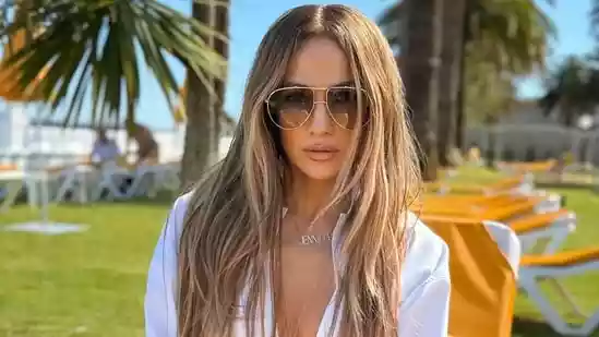 Jennifer Lopez teams up with Linda Perry for viral Nicki Minaj TikTok trend