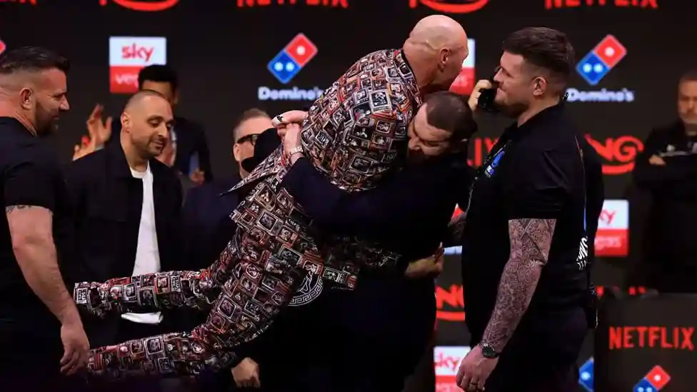 Briton Tyson Fury delivered a typically theatrical monologue as he took aim at opponent Arslanbek Makhmudov, rival heavyweights and even a struggling Premier