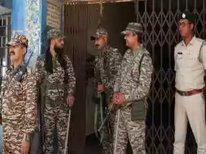 The National Investigation Agency has arrested two Congress leaders in Malda. The arrests are linked to the gherao of judicial officers during protests over