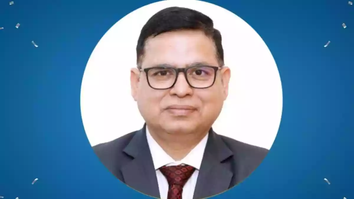 Kalyan Kumar has assumed charges as the Managing Director and Chief Executive Officer (MD & CEO) of Central Bank of India. He succeeds M.V. Rao who retired on superannuation at the close of working hours on July 31, 2025. A warm welcome to Mr. Kalyan Kumar, our new MD & CEO! We're excited for this new chapter under his leadership. Join us in wishing him the very best! #CentralToYouSince1911#CentralBankOfIndiapic.twitter.com/UEomtK39qn