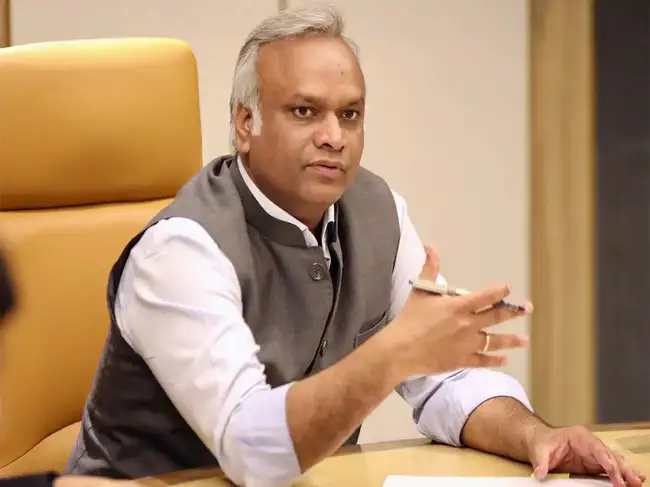 Karnataka IT/BT minister Priyank Kharge on Wednesday said his department would seek Cabinet nod to build a large tech park in Mangaluru. The Cabinet will take up the subject either this week or next week.<br><br>The tech park will come up on 3.25 acres of land, with a 3.5 lakh sq. ft. building and a working capital of Rs 3,500 crore, he said at the fifth edition of ‘Technovanza-2025' organised by the Karnataka Digital Economy Mission (KDEM) in Mangaluru.<br><br>Kharge said the park would help Mangaluru grow in the tech sector in the coming years. He urged the local MLAs and MP to work together beyond party lines for the development of Mangaluru. The state government was ready to provide the necessary facilities for central programmes such as Viksit Bharat and Make in India and appealed to the local MP to take this forward. <br><br>The minister said Karnataka's GCC policy was ambitious and targeted 500 new GCCs by 2029, adding 3.5 lakh jobs, and that the government would bring a sustainable development–oriented economic policy next month. The minister also pledged Rs 5 crore for ‘AI Elevate 100,' urging other industry players to match the commitment by pledging Rs 5 crore each in the next KDEM meeting.<br><br>Kharge, responding to calls from KDEM chairman BV Naidu for a GIFT City in Karnataka, said the Centre has already rejected the demand, saying there could only be one such hub and the same had been granted to Gujarat. The Centre may well consider whether the state's MPs