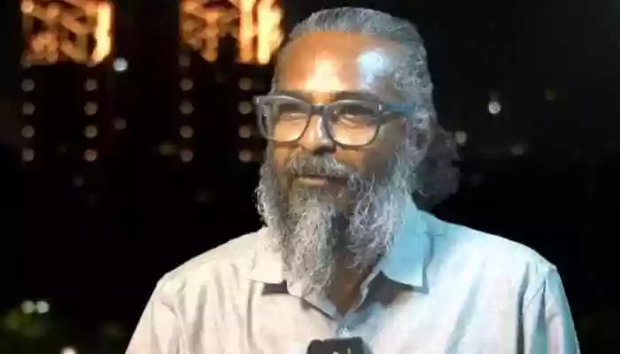 Karur City Police have arrested two functionaries of the Tamilaga Vettri Kazhagam (TVK) in connection with the stampede during actor Vijay's rally in Karur, which claimed 41 lives. Karur City Police have arrested two functionaries of the Tamilaga Vettri Kazhagam (TVK) in connection with the stampede during party chief Vijay's rally in Karur, which claimed 41 lives.