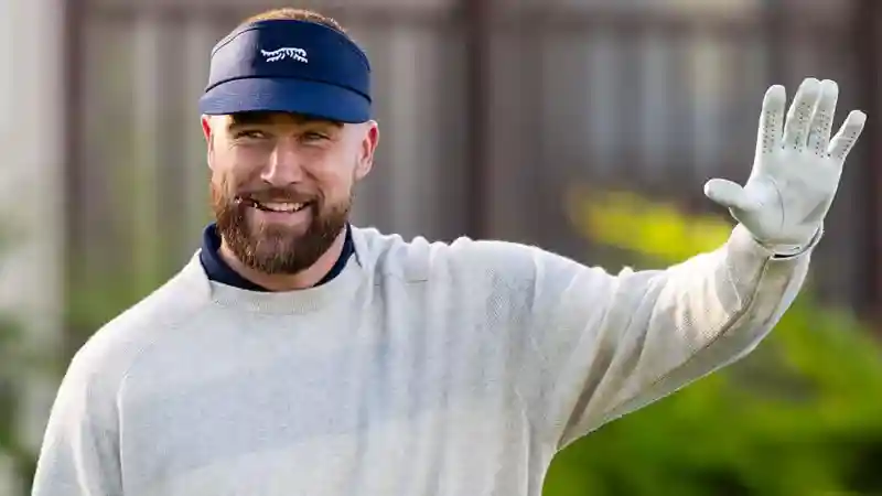 Kelce to play on while Chiefs move for Super Bowl MVP