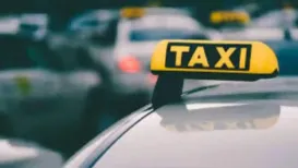 Kerala's popular tourist cities continue to see rising tensions between app-based taxi drivers and local drivers. This has raised concerns about how local