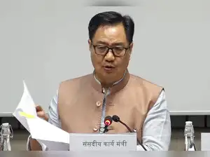 Kiren Rijiju emphasized the importance of border security. He highlighted the development in frontier regions after 2014. He mentioned improved infrastructure in remote villages. Gajendra Singh Shekhawat praised Seema Jagran Manch's awareness efforts. Shriprakash Singh stressed public awareness. Muralidhar noted infiltration's impact on development. Shyam Narayan Pandey discussed cross-border infiltration's effects on South Asia.