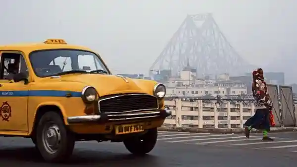 The first time I was invited to the Jaipur Literature Festival I showed up fashionably dressed at the inauguration party sans cap