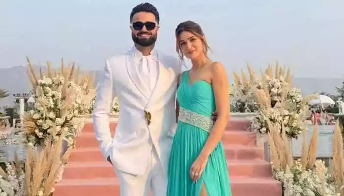 Kriti Sanon Boyfriend: Amid growing speculation, neither Kriti nor Kabir has officially confirmed their relationship. Mumbai: 