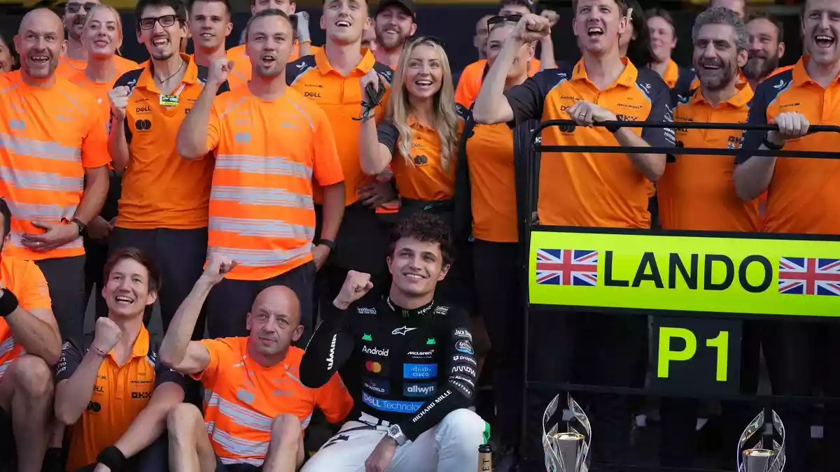 Lando Norris dominates in Mexico City