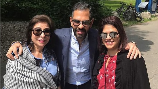 Late businessman and chairperson of Sona Comstar Sunjay Kapur's sister has written a note remembering him. Mandhira Kapur took to Instagram on Saturday, the day of Hindu festival Raksha Bandhan, to talk about just how much she missed him on the day. The note, however, seemed to include some cryptic hints about all the chaos currently raging over at his company, Sona Comstar.