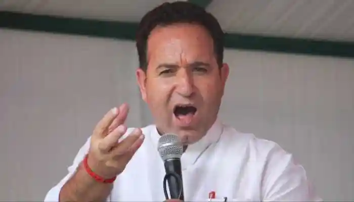 Leader of Opposition in Jammu and Kashmir and senior BJP leader Sunil Sharma on Wednesday launched a fierce critique against the National Conference (NC) and Congress, holding them responsible for the rise of militancy in the UT and accusing them of misleading the public for political benefit.Leader of Opposition in Jammu and Kashmir and senior BJP leader Sunil Sharma on Wednesday launched a fierce critique against the National Conference (NC) and Congress, holding them responsible for the rise of militancy in the UT and accusing them of misleading the public for political benefit.Leader of Opposition in Jammu and Kashmir and senior BJP leader Sunil Sharma on Wednesday launched a fierce critique against the National Conference (NC) and Congress, holding them responsible for the rise of militancy in the UT and accusing them of misleading the public for political benefit. Sharma said that militancy began during the regimes of these parties, contrasting that with the BJP's governance, which he claimed has restored peace and stability with far fewer law and order disturbances.