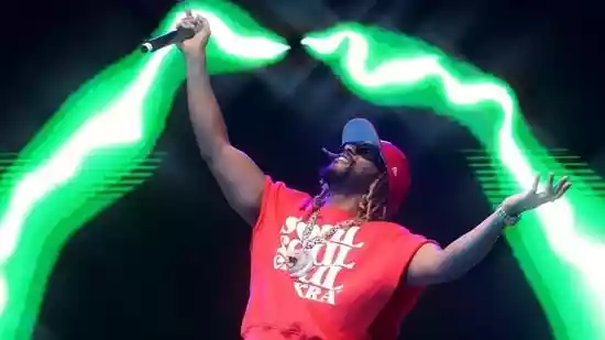 Lil Jon headlined the Baltimore Ravens vs Cincinnati Bengals Thanksgiving halftime show at the M&T Bank Stadium on Thursday Lil Jon headlined the Baltimore