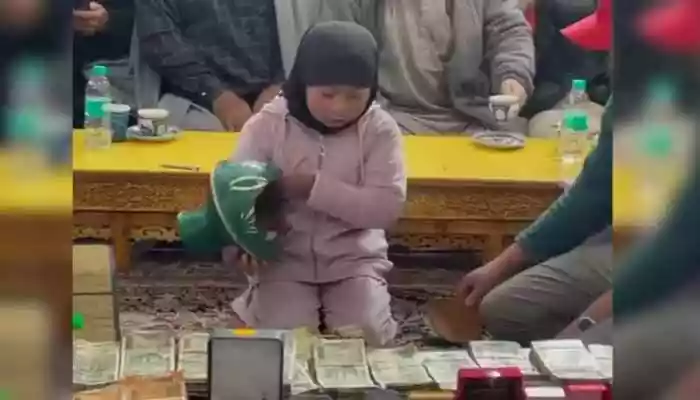With several people contributing money, precious metals to help residents in Iran amid war West Asia conflict. A child in Ladakh broke her 'gullak' to