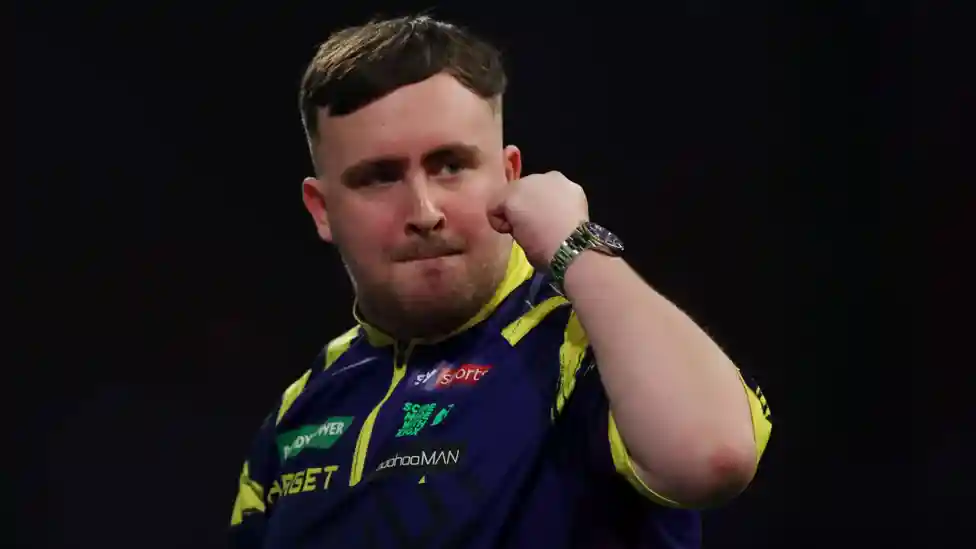 Luke Littler surged into his third successive PDC World Championship final and will face European champion Gian van Veen in what promises to be a blockbuster