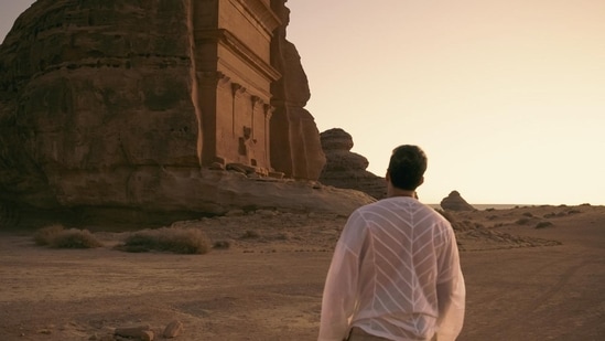 Located in northwest Saudi Arabia, about 350 km north of the holy city of Medina, lies AlUla, an ancient oasis. Historically, the unique location of this city has given it a strategic advantage, serving as an important vital stop on ancient trade routes like the Incense Road that connected the east with the west.