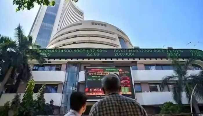Lower US interest rates usually weaken bond yields and the dollar, making emerging markets like India more attractive for foreign investors. Last week, FIIs sold shares worth Rs 1,559.51 crore in the Indian market, while domestic institutional investors (DIIs) were net buyers with purchases worth Rs 10,388.23 crore.