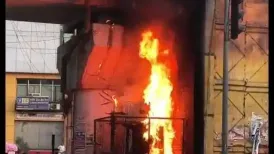 <h4>Lucknowites see red as daily blackouts become a norm</h4><h4>One of the biggest protests was reported from Neelmatha’s Vijay Nagar and
