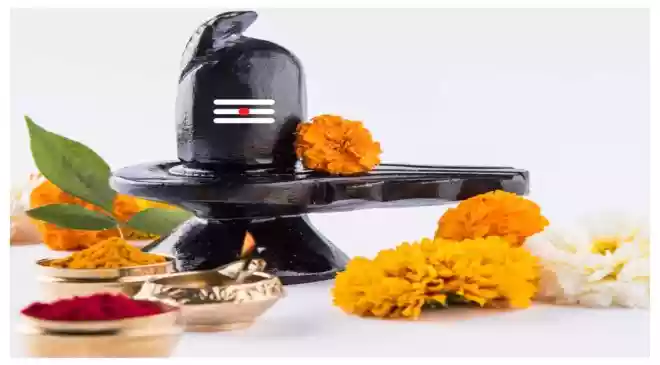 Maha Shivaratri 2026 Mantras: Devotees observe day-long fasts, visit temples, chant mantras, and perform rituals seeking blessings for peace