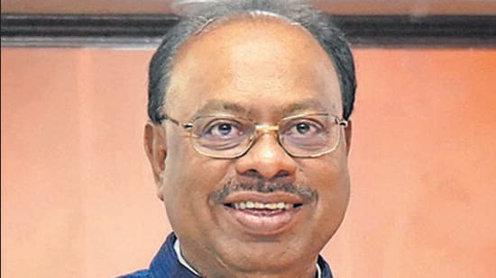 Maharashtra BJP chief Bawankule met social justice minister Shirsat amid fund diversion concerns to discuss a renovation project, ensuring party harmony. Mumbai: Maharashtra BJP chief Chandrashekhar Bawankule on Wednesday called on social justice minister Sanjay Shirsat to pacify him after the Shiv Sena leader expressed unhappiness over the diversion of funds from his department towards the populist Majhi Ladki Bahin scheme, according to people aware of the developments. Bawankule and Shirsat, however, insisted that they met to discuss a project in Kamathi, Nagpur.