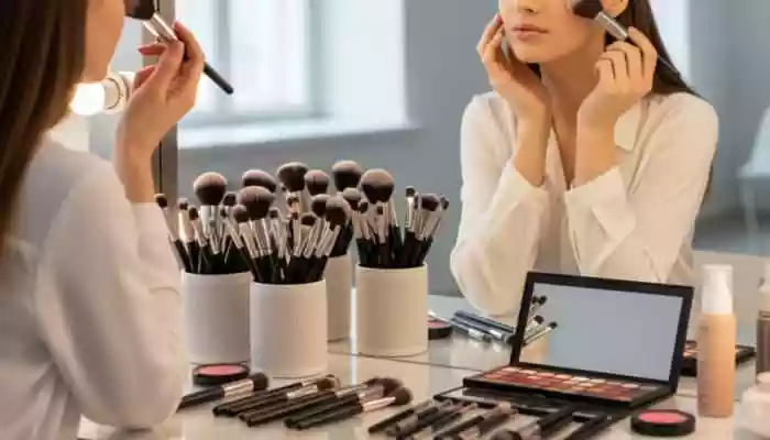 Makeup brushes are needed to attain perfect appearances, including foundation up to the eyeshadow. Sign up with professional brush sets that come at a discount on Amazon and add to your brush sets this Amazon sale with style and quality. An excellent makeup tool is as significant as the items that you are using. It features a fantastic brush set that ensures a smooth blending effect, precision, and permanence of the application, making every look professional and sophisticated. Whether you're a novice or a professional makeup enthusiast, investing in high-quality brushes is a good choice. The sets are made of the soft brush bristles and multifunctional designs that may assist in achieving the natural glow and glamorous finish. As the Amazon sale is live, the moment has come to add some brush sets to your makeup collection that is both versatile and affordable.