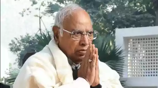 Mallikarjun Kharge criticises government for avoiding core issues in Parliament