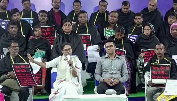 West Bengal Chief Minister Mamata Banerjee on Tuesday challenged the maintainability of the Enforcement Directorate's (ED) petition filed under Article 32 of