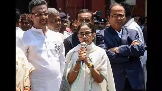 Mamata files nomination