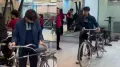 A young man brought a regular cycle to the gym after claiming that the trainer and the gym owner asked him to pay extra fees for cardio exercises