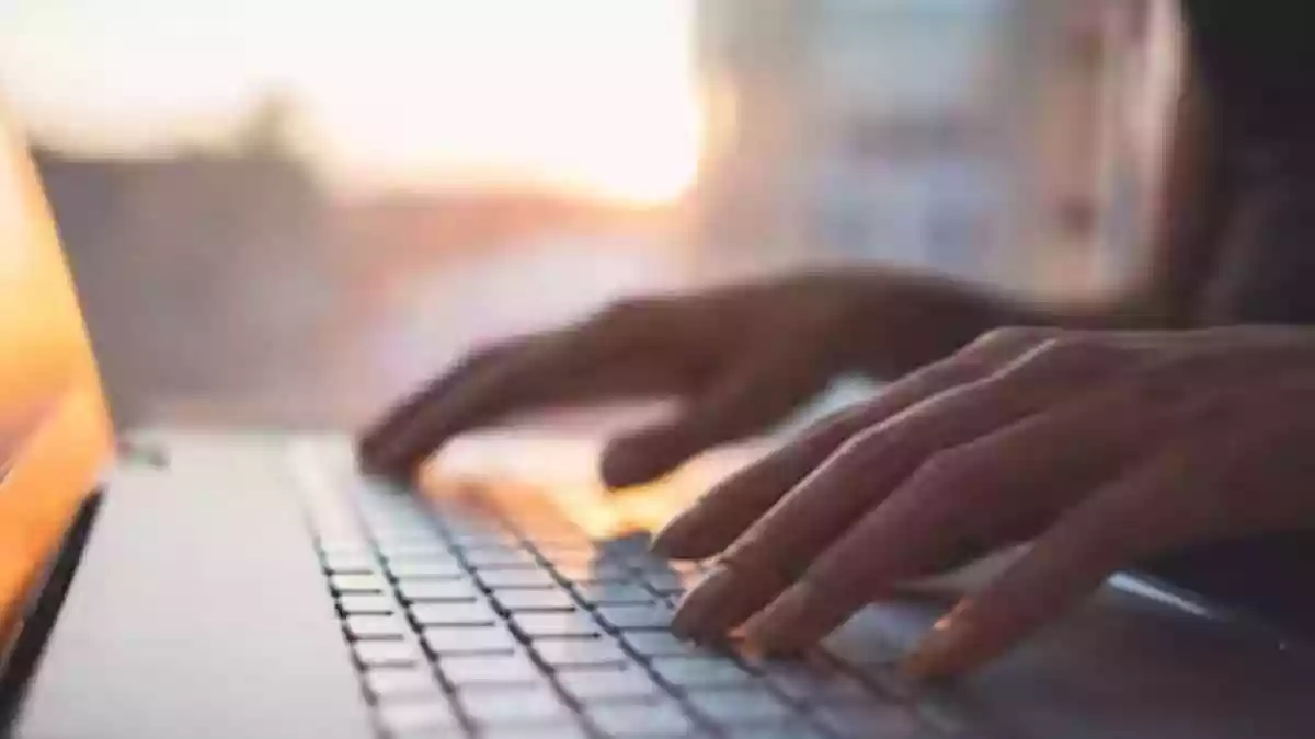 Man Claims Boss Harassed Him For Leaving 10 Mins Early And Said