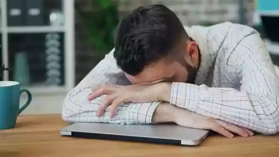 Man says parents cancelled Christmas gatherings over his ‘lack of achievements’