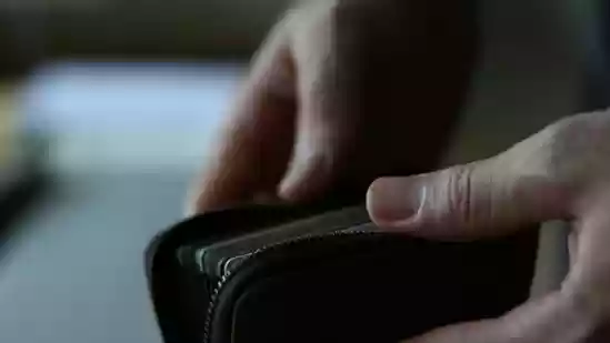 Man wants to ask dad for ‘kharcha paani’ after spending paycheck on friends