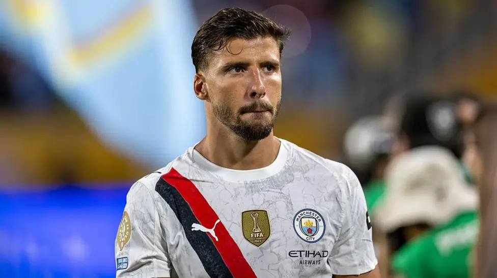 Manchester City defender Ruben Dias has signed a two-year contract extension. </b> The 28-year-old's previous deal had been set to expire in 2027 but his new deal will take him to 2029, with the option of a further 12 months. The Portugal international joined City from Benfica for a fee of £65m in 2020 and was named Premier League player of the year at the end of his first season.