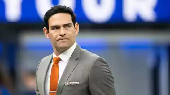 Mark Sanchez, former New York Jets quarterback and Fox Sports analyst, was admitted to the hospital following a stabbing incident, and later he was arrested because of his ‘physical disturbance' incident with another man. Soon after, Fox News rushed to find a replacement to cover Sunday's game between the Indianapolis Colts and the Las Vegas Raiders, which Sanchez was scheduled to analyse.Mark Sanchez, former New York Jets quarterback and Fox Sports analyst, was admitted to the hospital following a stabbing incident, and later he was arrested because of his ‘physical disturbance' incident with another man. Soon after, Fox News rushed to find a replacement to cover Sunday's game between the Indianapolis Colts and the Las Vegas Raiders, which Sanchez was scheduled to analyse.The network chose Brady Quinn, reported the New York Post. He is a college football analyst for the network. Before moving to broadcasting, Quinn played four seasons as a quarterback in the NFL.He is a former record-setting quarterback who joined FOX Sports in 2014. According to the network, he currently appears on a panel alongside host Rob Stone and analysts Reggie Bush, Matt Leinart, and Bob Stoops.