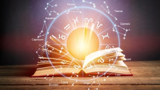 Mars-Jupiter Sextile 2025: On June 22, 2025, the sky will see the formation of a fiery and fortunate Mars–Jupiter sextile. On June 22, 2025, the sky will see the formation of a fiery and fortunate Mars–Jupiter sextile. This dynamic angle of 60 degrees between Mars, the planet of action and energy, and Jupiter, the planet of growth, wisdom, and opportunity, opens a window of powerful aligned ambition. It is not a mad push toward chaos; rather, it is one coaxing the great, bold steps that lead to a breakthrough. A moment where opportunity meets courage. Lean into it, and you may just be feeling braver, clearer, and more capable of doing things than you've felt for months. See below for what the transit wants to teach you regarding your sign.