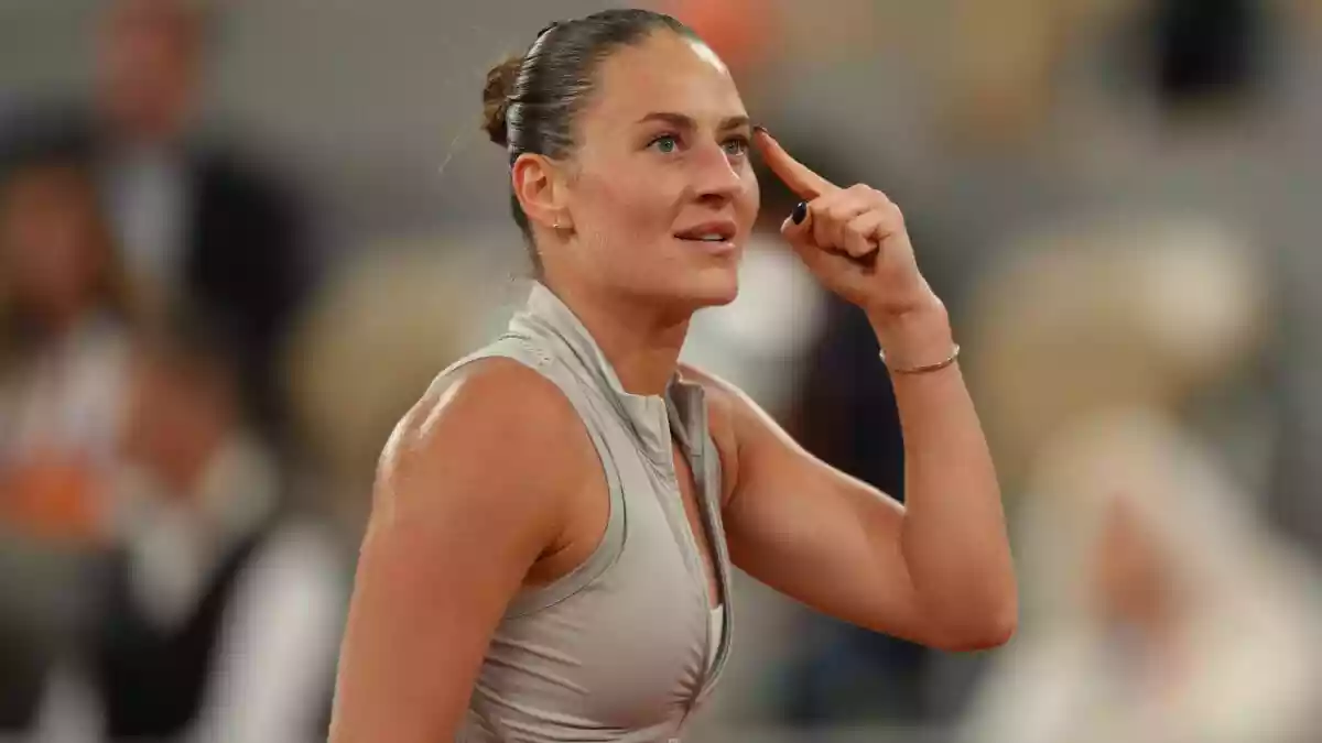 Marta Kostyuk’s breakthrough run at Roland Garros came with an emotional victory, a semi-final berth, and a powerful message. The Ukrainian star reached her