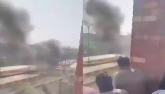 <strong>Pakistan Car Blast</strong>: In a shocking incident, a powerful blast ripped through Islamabad's judicial complex